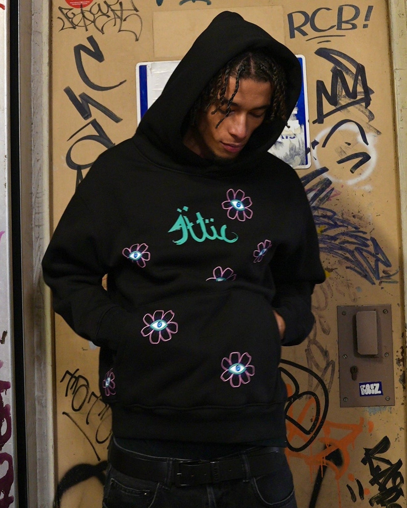 Flowers Hoodie    B/V